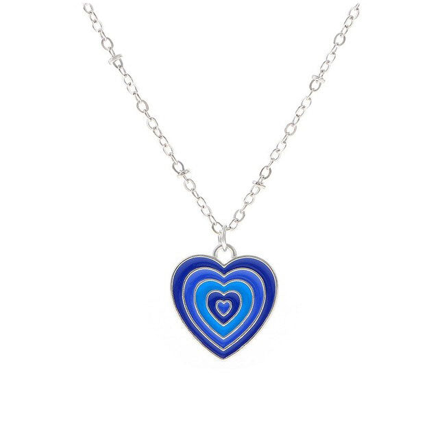 Y2K Heart Pendant Necklace with Aesthetic Charm